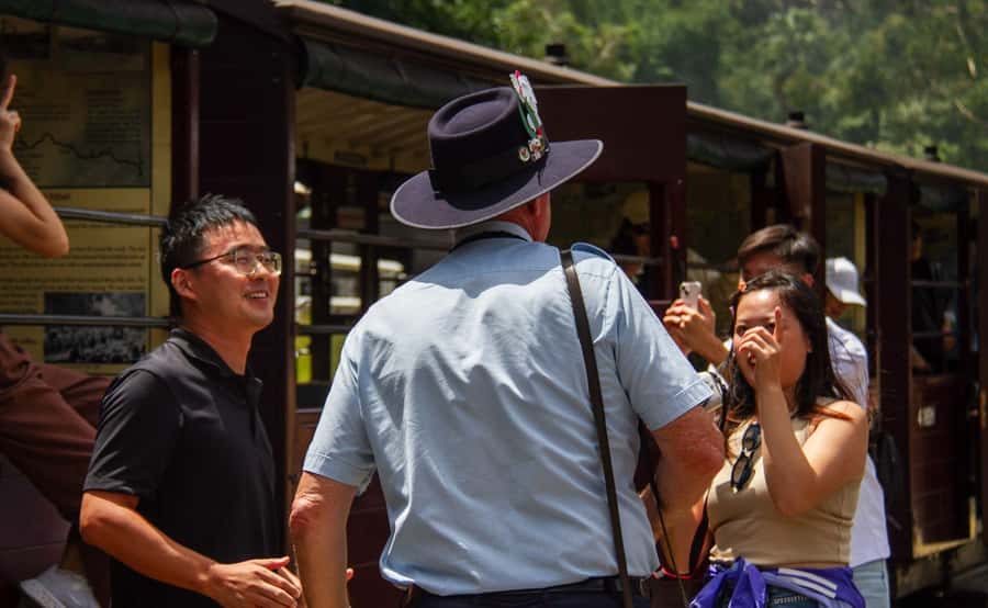 Melbourne: Half-Day Puffing Billy Steam Train Experience - Lakeside and Emerald Lake Park: a calm finish with options