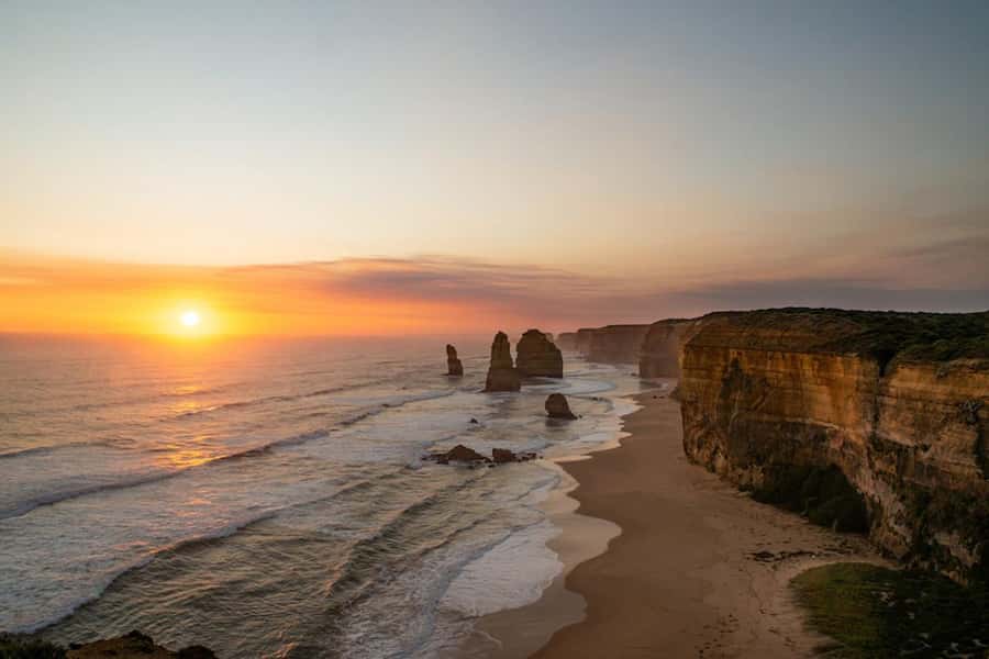 Melbourne: Helicopter Tour to 12 Apostles & Great Ocean Rd - The Great Ocean Road from above: why the flight route is worth it