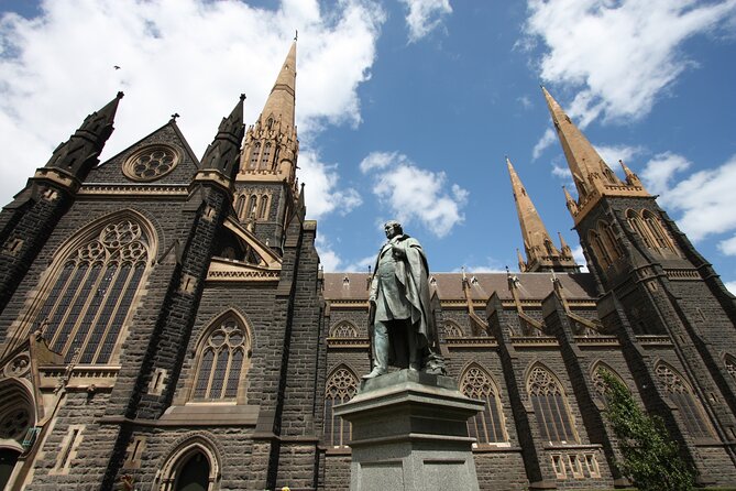 Melbourne Highlights and Aussie Wildlife Express Tour - A 7.5-hour plan that mixes Melbourne icons with Aussie wildlife