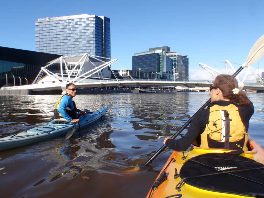 Melbourne: Iconic City Sights Kayak Experience - What the 105-minute format really feels like