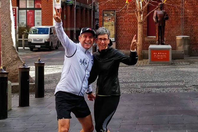Melbourne Laneways Discovery Running Tour - Mitre Tavern and Hardware Lane: stories in old walls