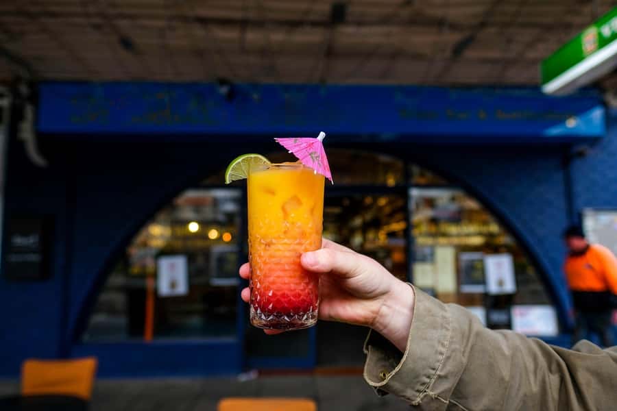 Melbourne: Laneways Food Tour with 8 Authentic Tastings - What the 3 Hours Feels Like on Your Feet