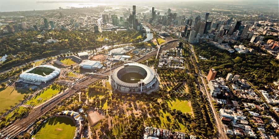 Melbourne: MCG & Sports Venue Sightseeing Tour - Rod Laver Arena to Federation Square: the day’s flow