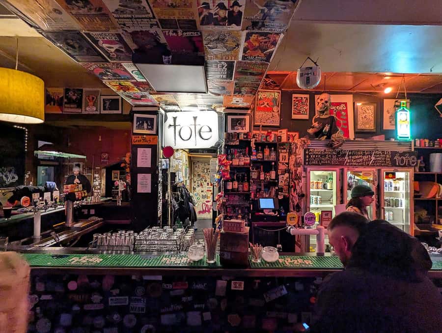 Melbourne Music Venue Pub Crawl with History + 2 Free Drinks - Where you start: Lulie Tavern and the Americana opening move