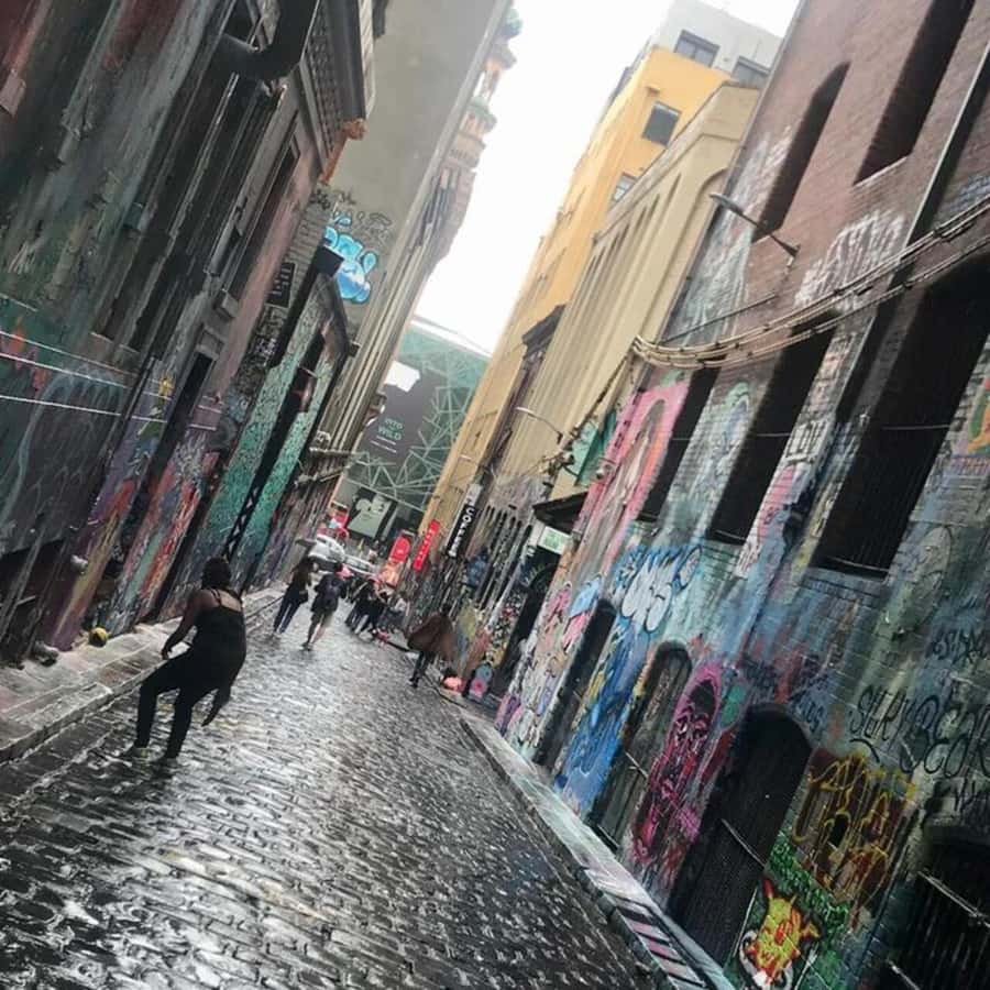 Melbourne: Must-See Walking Tour With a Guide - Getting Oriented at 15 Gisborne Street
