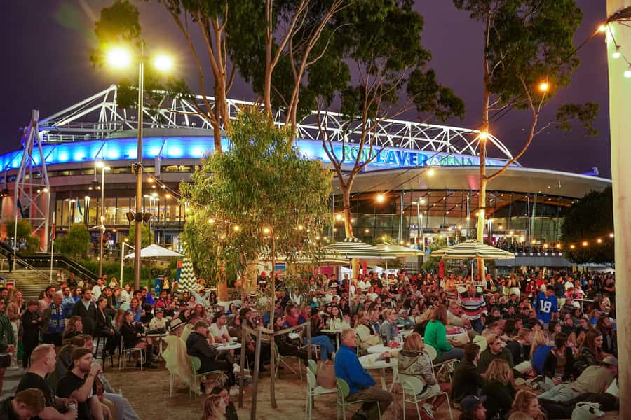 Melbourne Park Tennis Sporting Experience - What to Bring and Simple Tips for Court-Time Enjoyment