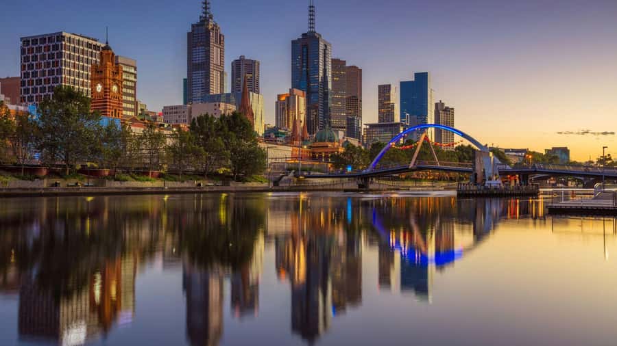 Melbourne: Private Custom Tour with a Local – Icons & Gems - Starting anchors: Federation Square and Flinders Street Station