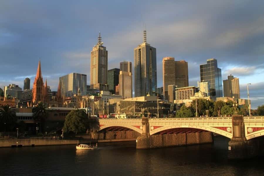 Melbourne: Private Custom Walking Tour with Local Guide - Key things to know before you walk