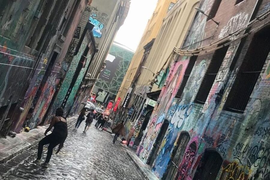 Melbourne: Private Custom Walking Tour with Local Guide - What you’ll see: monuments, museum exteriors, and iconic streets