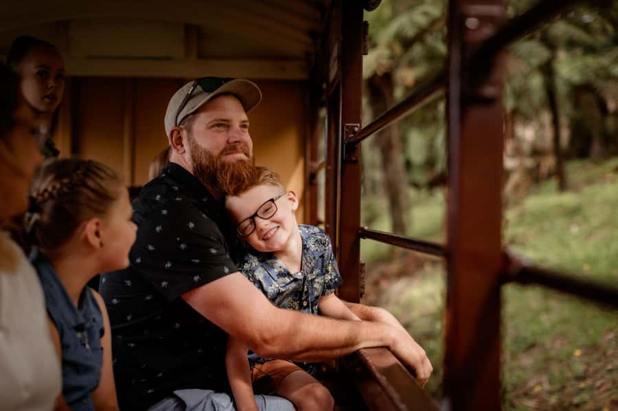 Melbourne: Puffing Billy Train & Penguin Island Excursion - Cowes free time: use it for dinner or a reset