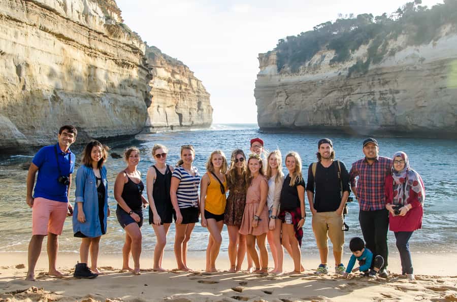 Melbourne: Reverse Great Ocean Road 12 Apostles with Lunch - Loch Ard Gorge: the story behind the shipwreck coast (and time for the gorge walk)