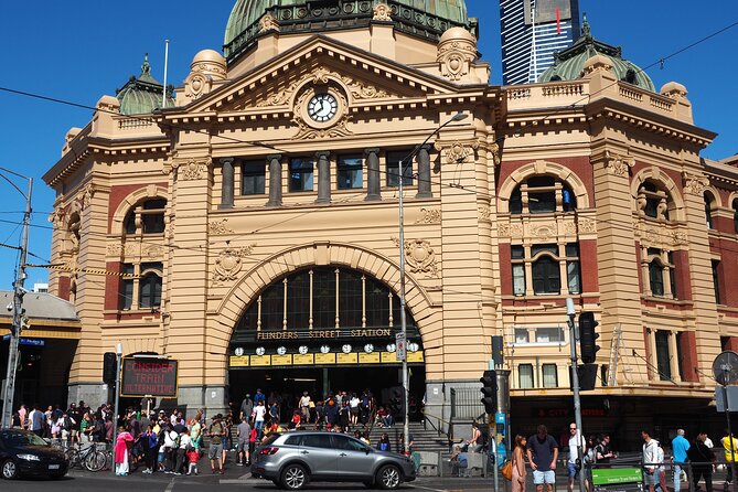 Melbourne Shore Excursion: Private City Tour 5 Hours - Starting near 238 Flinders Ln: Melbourne sights plus City Laneways street art