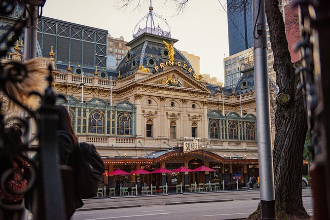 Melbourne Sightseeing Tour in Small Group - St Kilda to Brighton: Sea Baths views and the famous Bathing Boxes