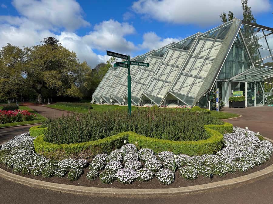 Melbourne: Sovereign Hill, Eureka Centre & Melbourne Skydeck - The Eureka Centre: turning rebellion into context