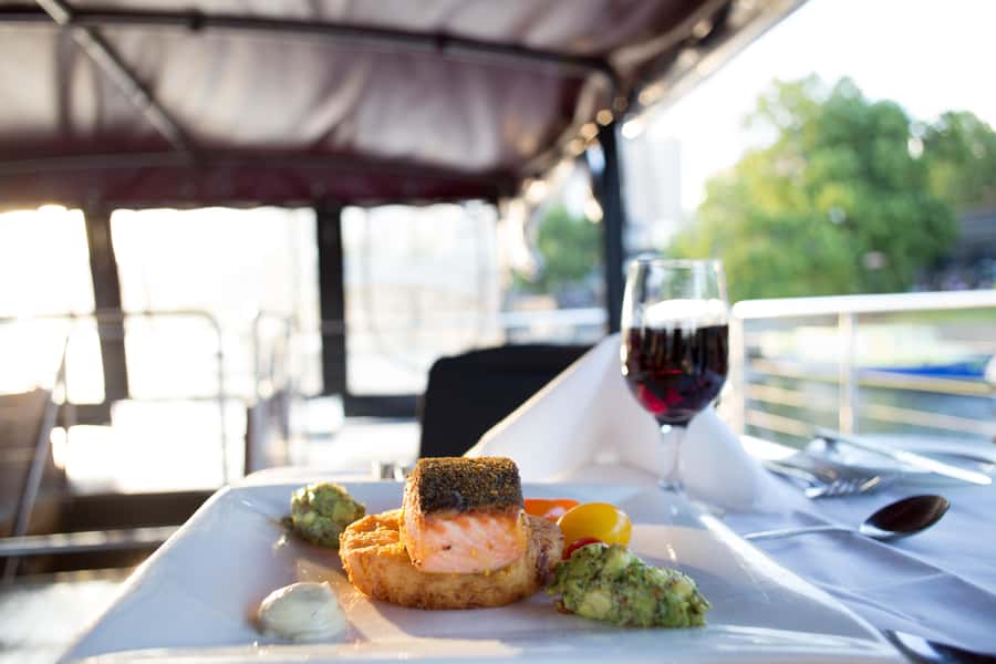 Melbourne: Spirit Of Melbourne Yarra River Lunch Cruise - The 3-Course Lunch on a Moving Boat: Ordering That Actually Matters
