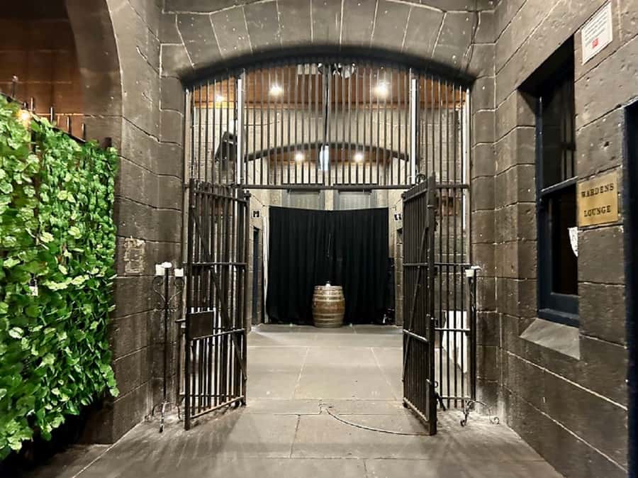 Melbourne: Spirits and Ales Haunted Pub Walking Tour - Spirits and Ales: The kind of Melbourne night you can actually do