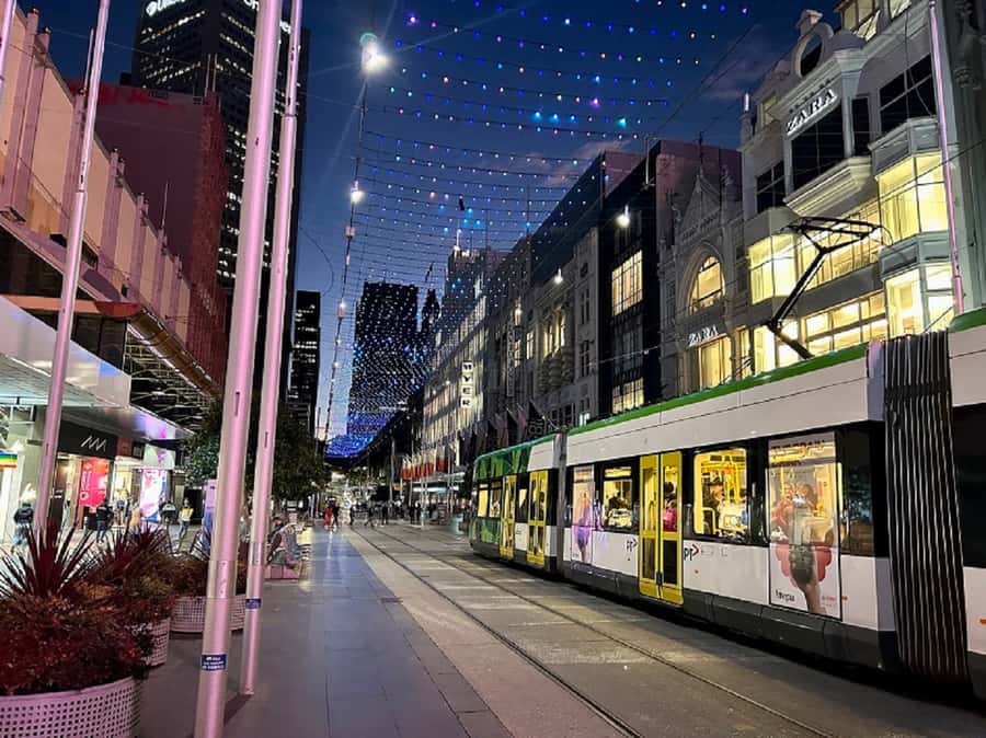 Melbourne: Spirits and Ales Haunted Pub Walking Tour - Melbourne’s oldest pub and the scandalous love affair
