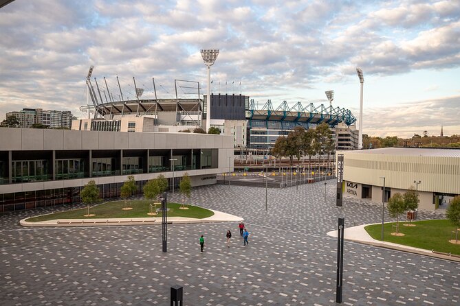 Melbourne Sports Precinct Walk with Behind-the-Scenes MCG Tour - The people factor: Neil’s impact on how the tour lands
