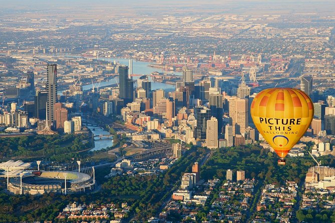 Melbourne sunrise balloon flight & champagne breakfast - Price and value: is $400.94 for 3 hours reasonable?