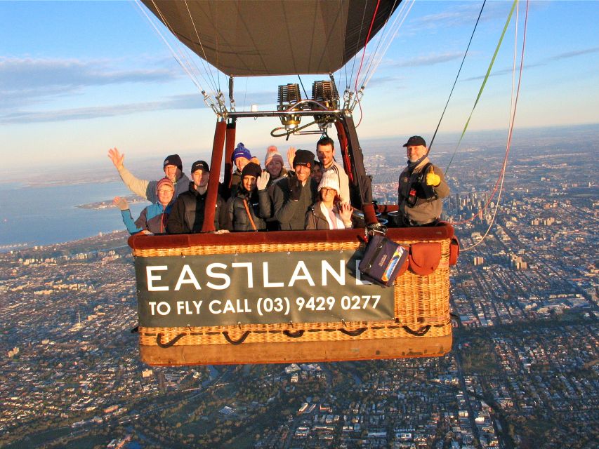Melbourne: Sunrise Hot Air Balloon Experience - In-flight photos and the souvenir factor