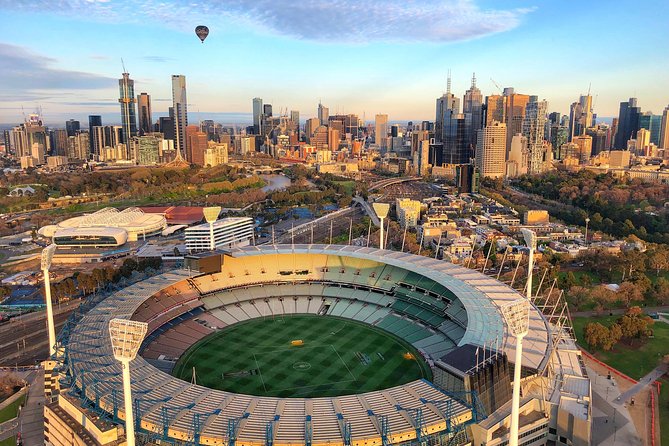Melbourne Sunrise Hot Air Balloon Ride with GoPro Photos - Breakfast at Pullman: savory, champagne-style options, and how it’s paced