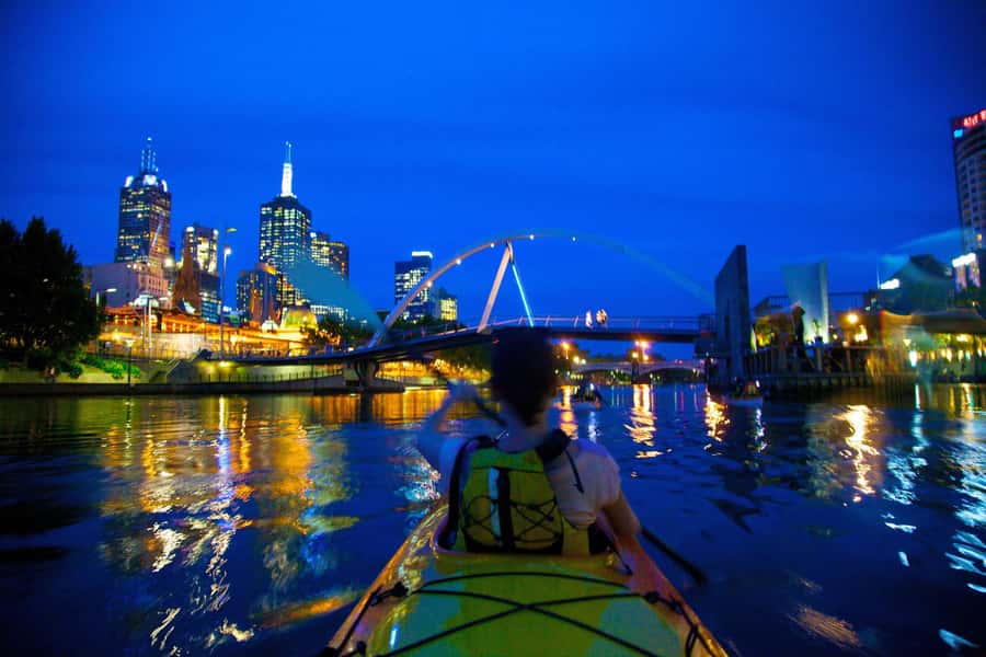 Melbourne: Sunset Kayak Tour with Dinner - Getting on the water: meeting at Docklands and learning your kayak fast