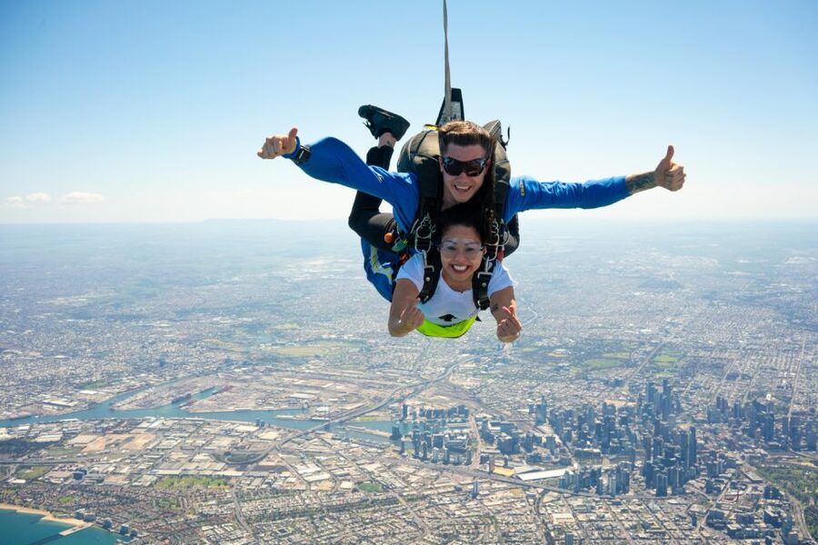 Melbourne: Tandem Skydive Experience over St. Kilda Beach - Getting There: Luna Park Area and Optional Transfers