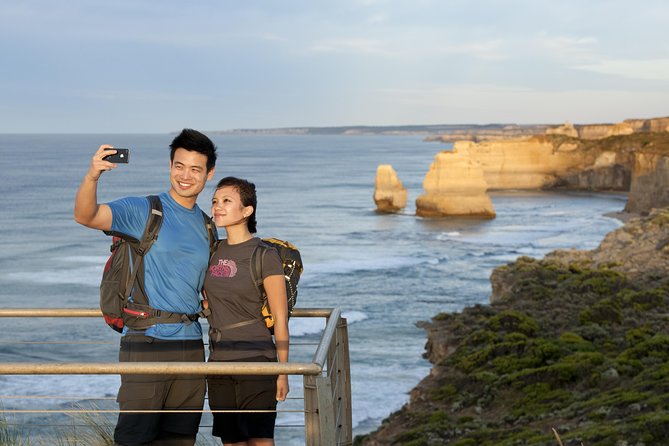 Melbourne to Adelaide 3 Day Tour via Great Ocean Road & Grampians - Day 1: Great Ocean Road power stops, from Memorial Arch to Warrnambool