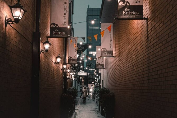 Melbourne Vampire Quest: Self-Guided Gothic Adventure - Stop-by-stop: a gothic route from Flinders to Cohen Place