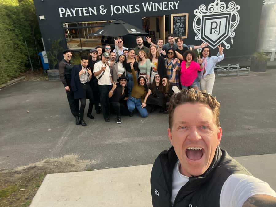 Melbourne: Yarra Valley Food, Wine, Chocolate & Gin Tour - Yarra Valley Chocolaterie: 12 Flavours and Then Shopping Time