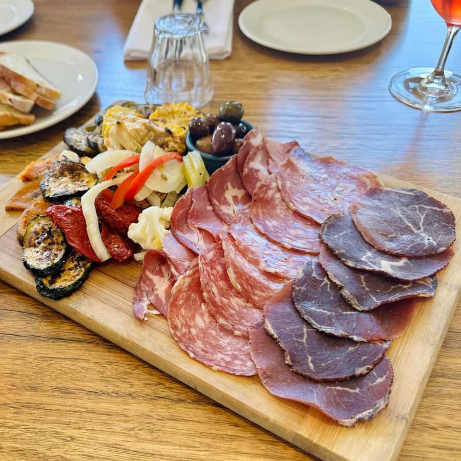 Melbourne: Yarra Valley Wine Tour + Lunch & Gin/Beer Option - Soumah lunch: the part that makes the whole tour feel like value