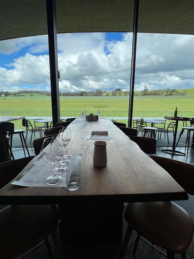 Melbourne: Yarra Valley Wineries Private Day Tour - Lunch at Yarra Valley Chocolaterie: Plan for Self-Funded Food