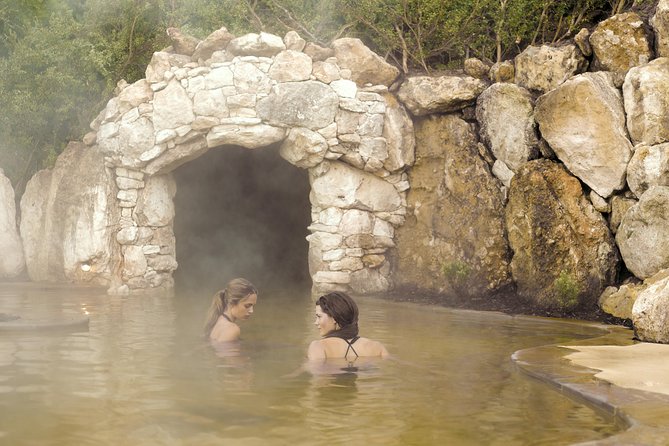 Peninsula Hot Springs and Beach Boxes Day Trip from Melbourne - Arthurs Seat and Murrays Lookout: Panoramic Views Without the Big Commitment