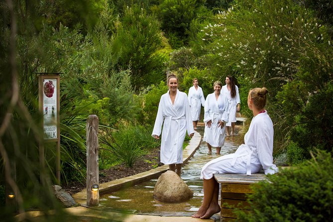Peninsula Hot Springs Day Trip with Bathing Entry from Melbourne - Food breaks: cafés on site and easy picnic options