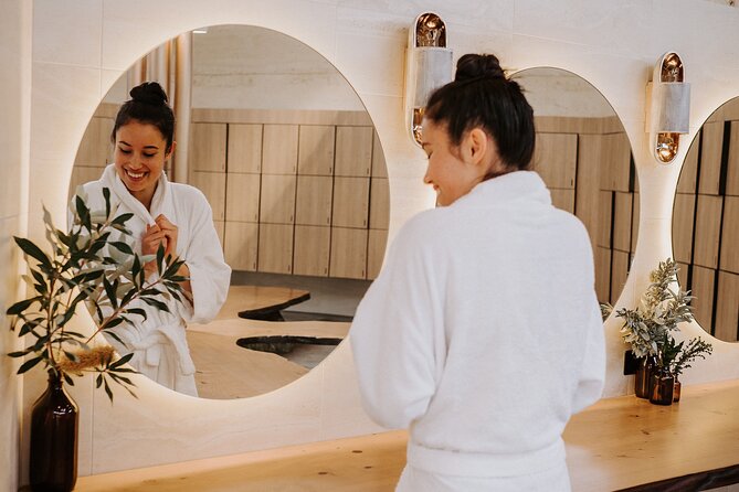 Peninsula Hot Springs Spa Experience and Express Transfer Shuttle - Shuttle comfort and group size: what the ride feels like