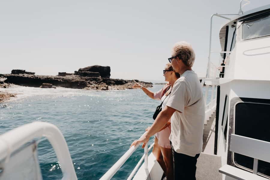 Philip Island: Seal Watching Cruise - The Boat Experience: Comfort, Viewing Space, and Keeping Everyone Happy