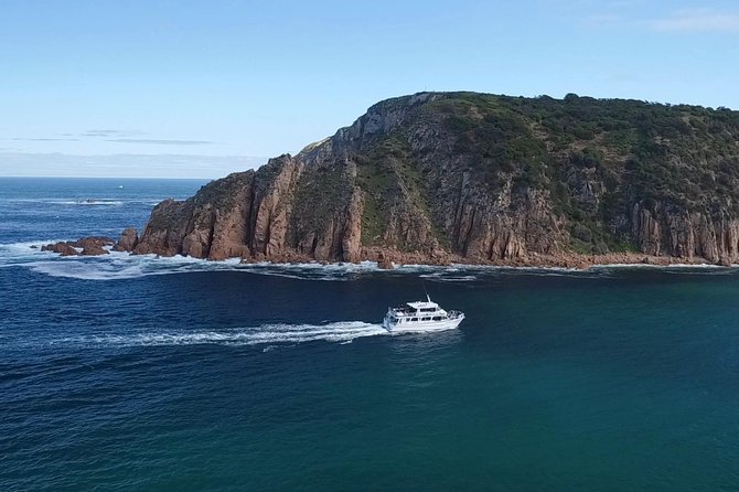 Phillip Island Sunset Cruise - Live commentary: how it improves the sunset view