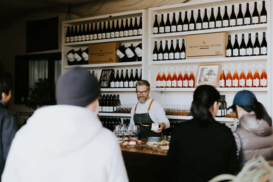 Phillip Island: Wine, Wildlife & Penguins with Gourmet Feast - Lunch that actually fits the coast: woodfired pizza, salads, and fries