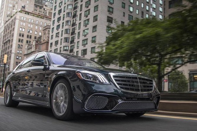 Private Arrival Transfer: Melbourne Airports to Hotel - The Real Test: Punctuality and Meeting-Point Confusion