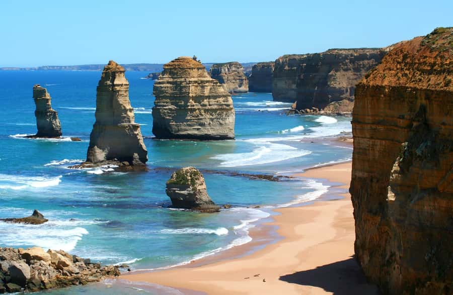 Private Great Ocean Road Tour - The 3-hour return drive to Melbourne: when to power down