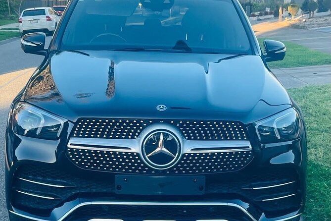 Private Melbourne Airport Transfers To City (Sedan, SUV, or Van) - The Chauffeur Experience: Meet You, Match Your Pace