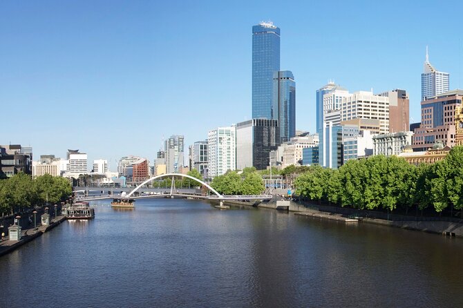 Private Melbourne Tour with a Local: Custom Highlights & Gems - A quiet break outside downtown: elm-lined paths and colonial-era details