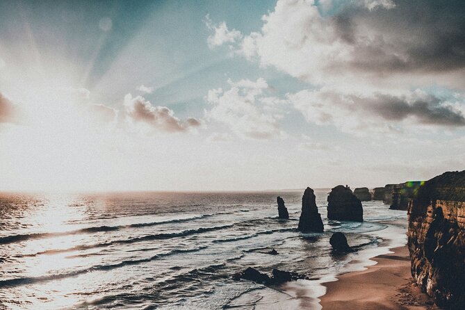Scenic Great Ocean Road Discovery Tour - Iconic Coastal Wonders - Cumberland River viewpoint: the rugged-coast photo stop that refreshes your eyes
