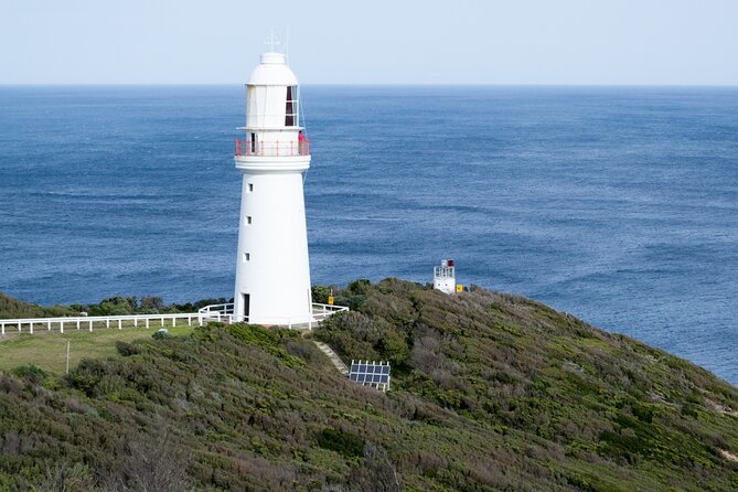 Self-Guided Audio Driving Tour of the Great Ocean Road, Australia - Split Point Lighthouse at Aireys Inlet: White Queen views