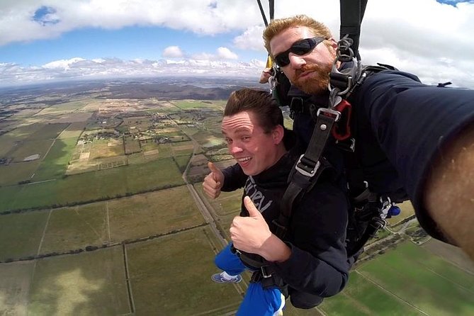 Skydive Yarra Valley 15000ft Tandem Skydive - From Lilydale Airport to the Yarra Valley: How the Day Flows