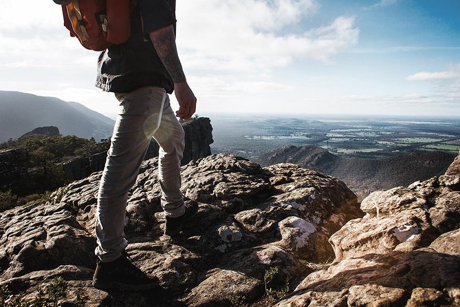 Small Group (8 ppl ) - Grampians Hiking Day Tour from Melbourne - Guides and pacing: why the small group matters