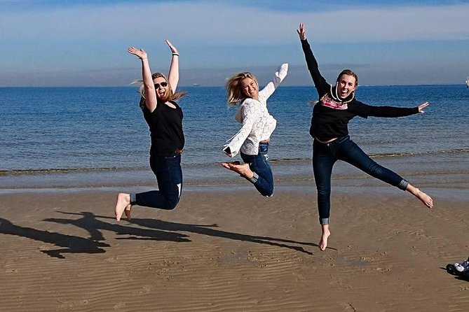 Small-Group Great Ocean Road Day Trip from Melbourne - Apollo Bay: 1 hour to reset, grab lunch, and breathe ocean air