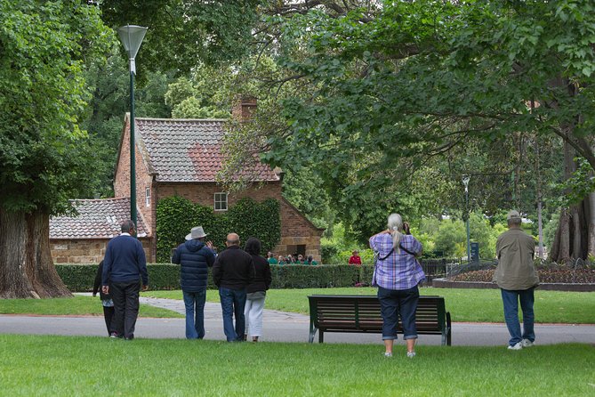 Small-Group Melbourne Sightseeing Tour with Beach Boxes - A Fast, Friendly Orientation Through Melbourne’s Main Hits