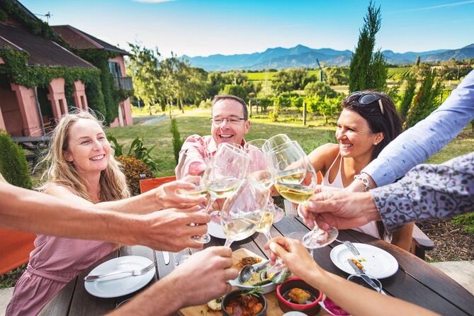 Spirit of Melbourne Lunch Cruise - The 3-Course Banquet: How the Lunch Works in Real Time