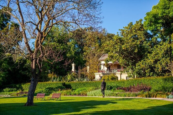 The Explorer - Melbourne Gardens - The open-air, eco-friendly minibus: comfort plus great sightlines
